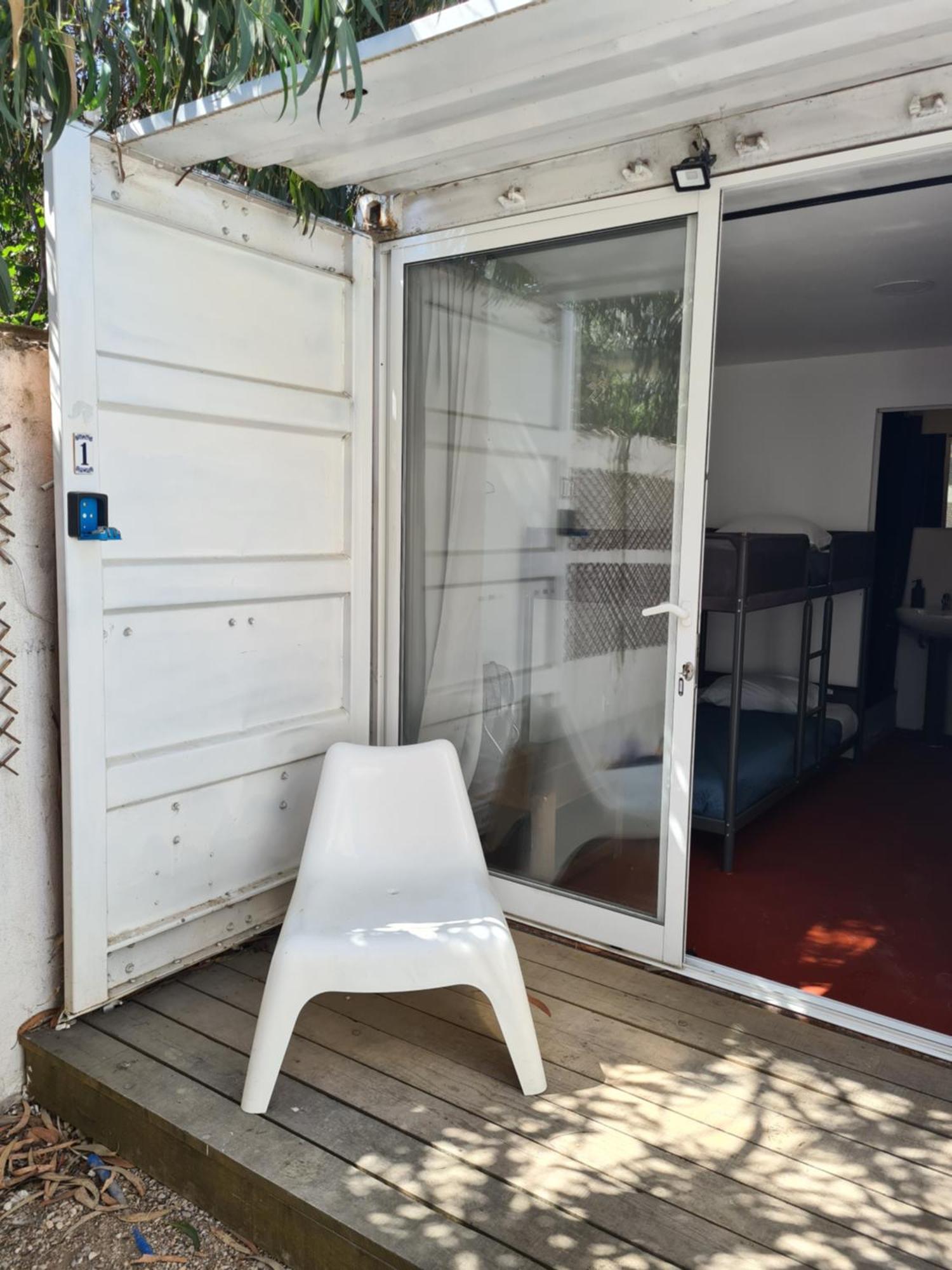 Casa Vale Ecotainer Hostel Lisbon Room photo
